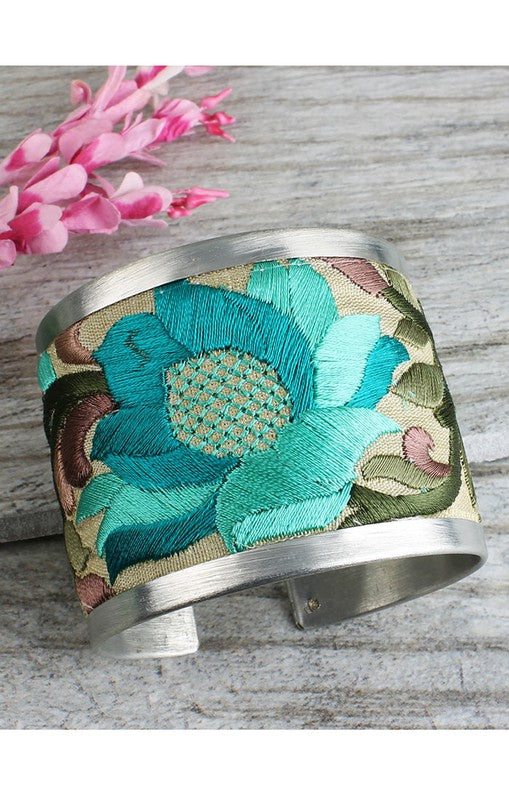 TURQUOISE FLOWER EMBROIDERED ELEGANCE CUFF