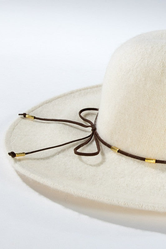 SOFT WOOL WIDE BRIM HAT -   IVORY