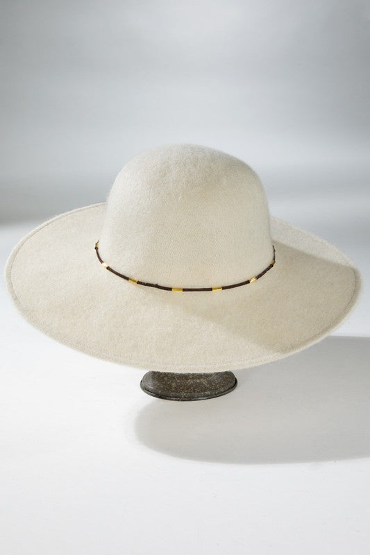 SOFT WOOL WIDE BRIM HAT -   IVORY