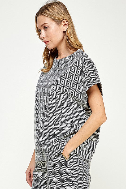 TEXTURED SHORT SLEEVE TOP  - NEW STYLE