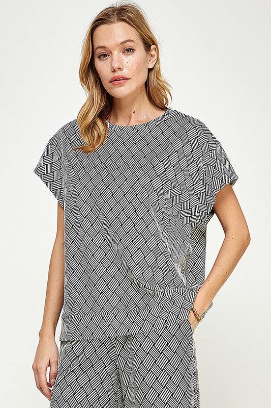 TEXTURED SHORT SLEEVE TOP  - NEW STYLE