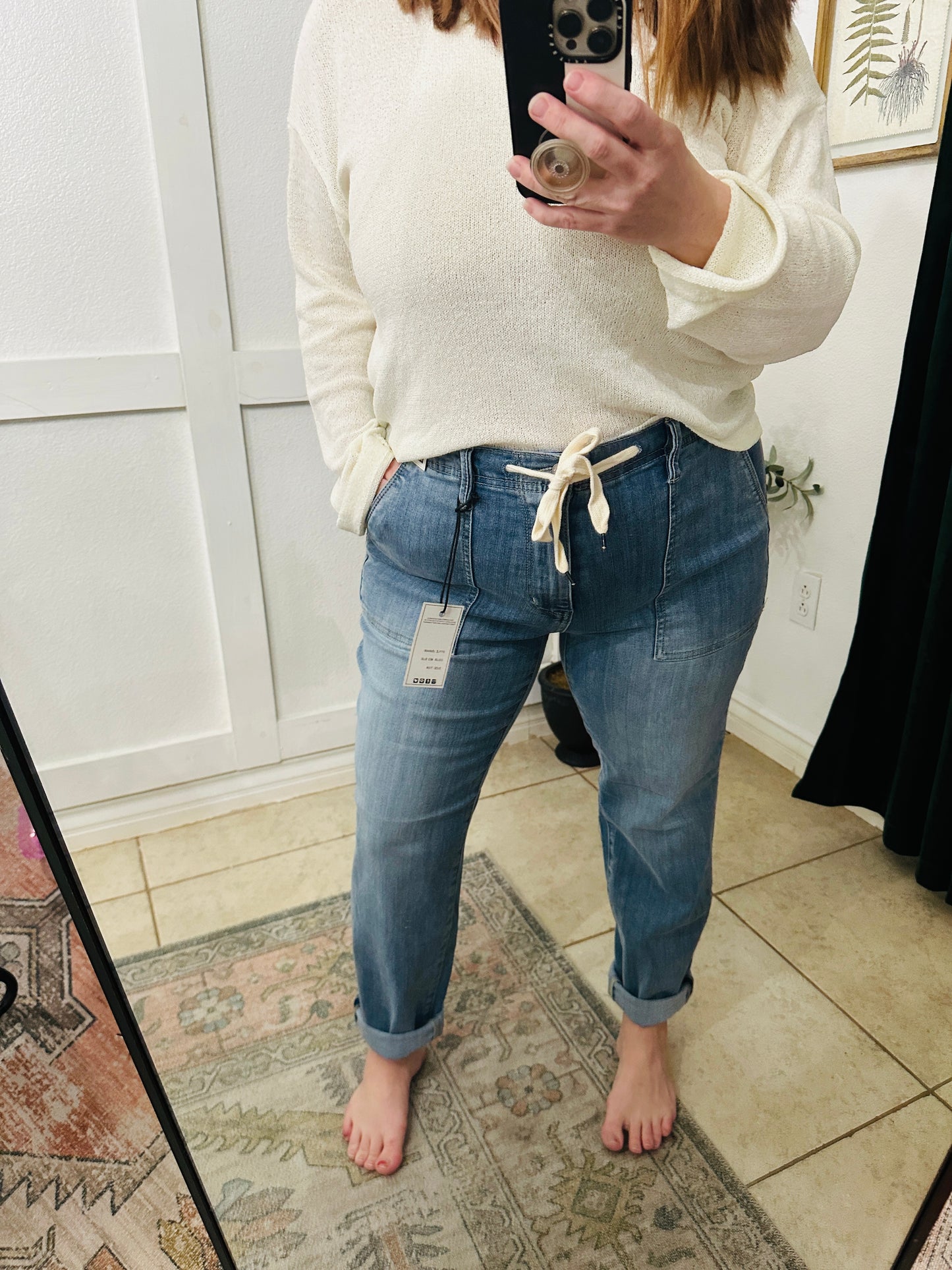 LIGHTWEIGHT RELAXED SWEATER - CREAM