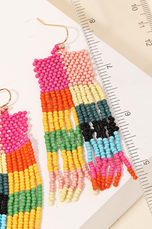 CHECKERED SEED BEAD EARRINGS