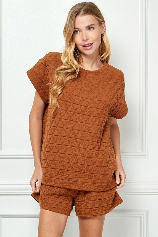 QUILTED SHORT SLEEVE TOP - NEW COLOR