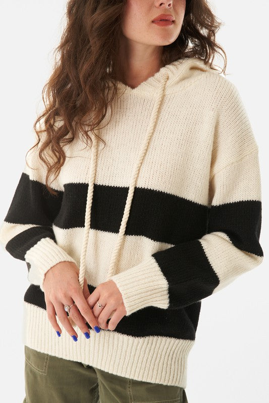 STRIPED HOODED PULLOVER SWEATER