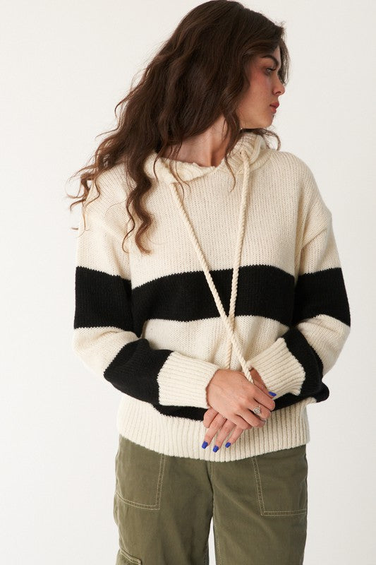 STRIPED HOODED PULLOVER SWEATER