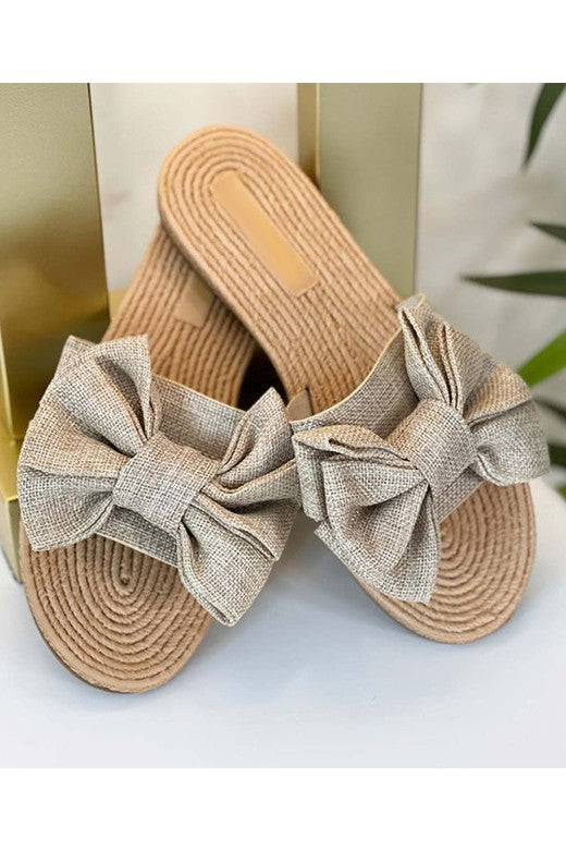 MAYA RAFFIA BOW SLIDE