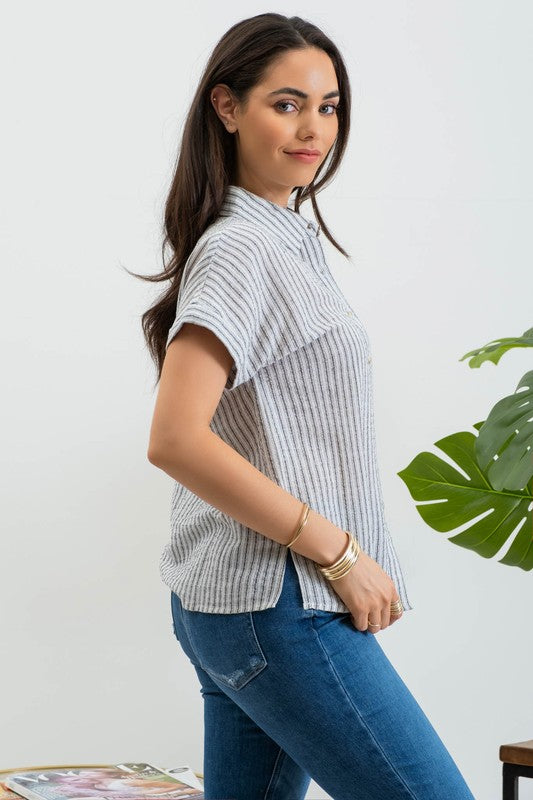 LINEN STRIPED BUTTON UP SHIRT