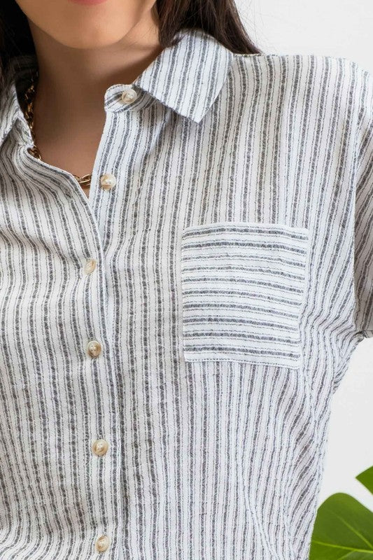 LINEN STRIPED BUTTON UP SHIRT