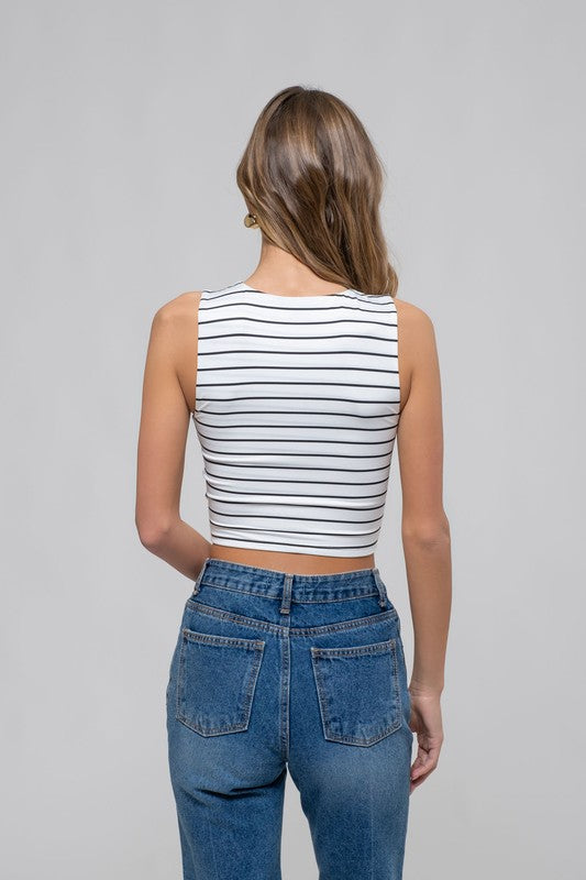 STRIPE ROUND NECK SLEEVELESS TOP