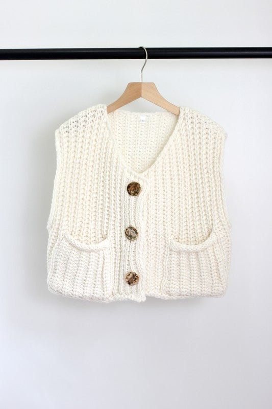 GOLD BUTTON SWEATER VEST