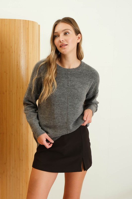 CREWNECK FRONT SEAM KNIT SWEATER