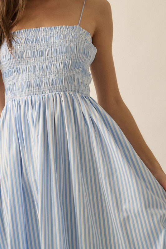 PREMIUM LINE | STRIPED SMOCKED DRESS