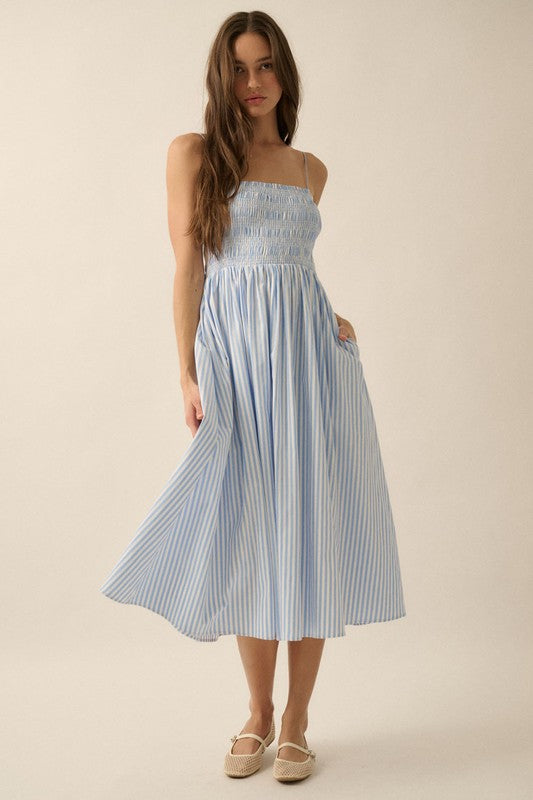 PREMIUM LINE | STRIPED SMOCKED DRESS