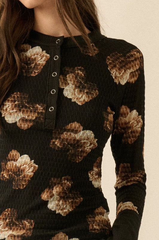 FLORAL HONEYCOMB MESH HENLEY TOP