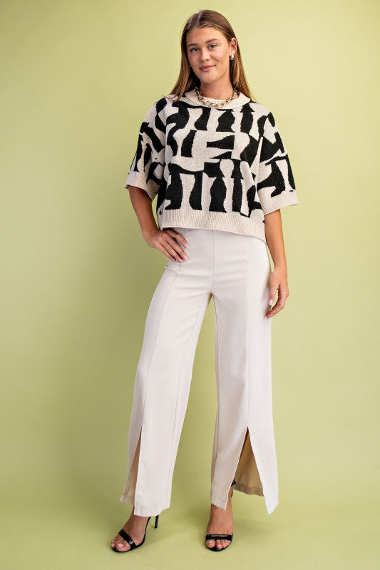 THE GEOMETRIC SHORT SLEEVE SWEATER TOP