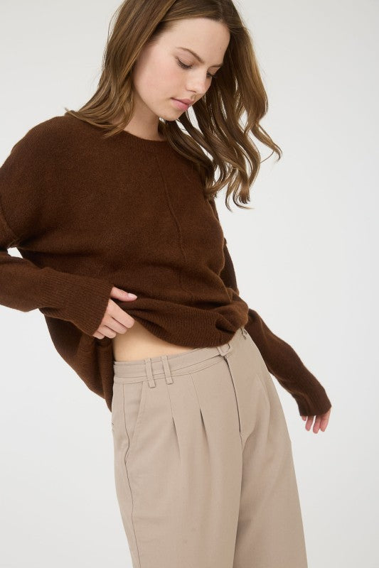 CREWNECK FRONT SEAM KNIT SWEATER