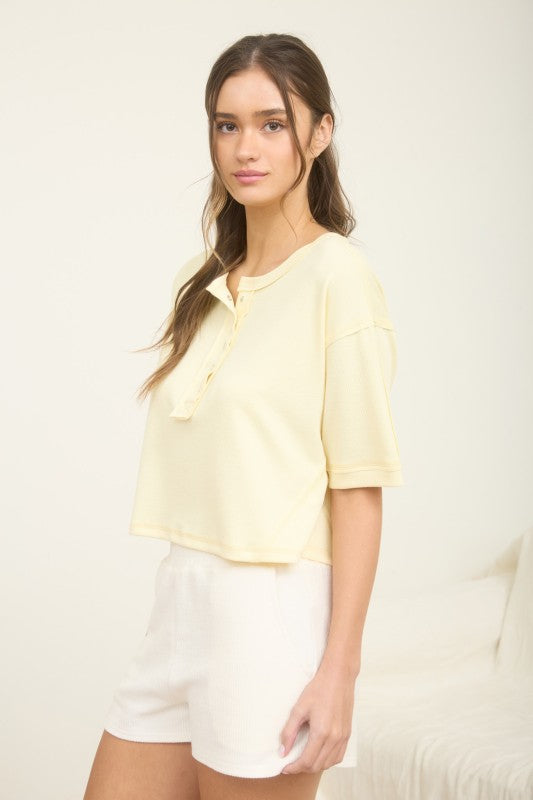 BOXY SHORT SLEEVE KNIT HENLEY TOP