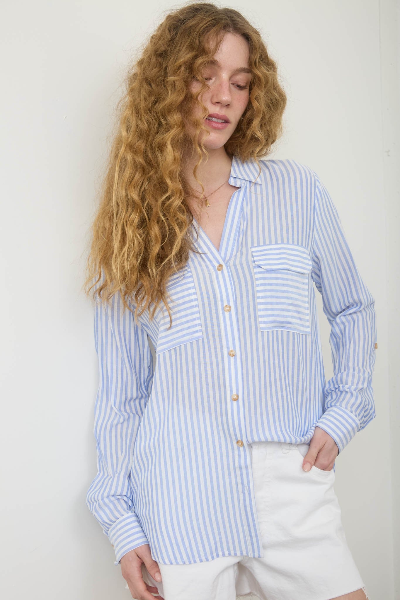 THE STRIPE COLLARED BUTTON DOWN | BLUE