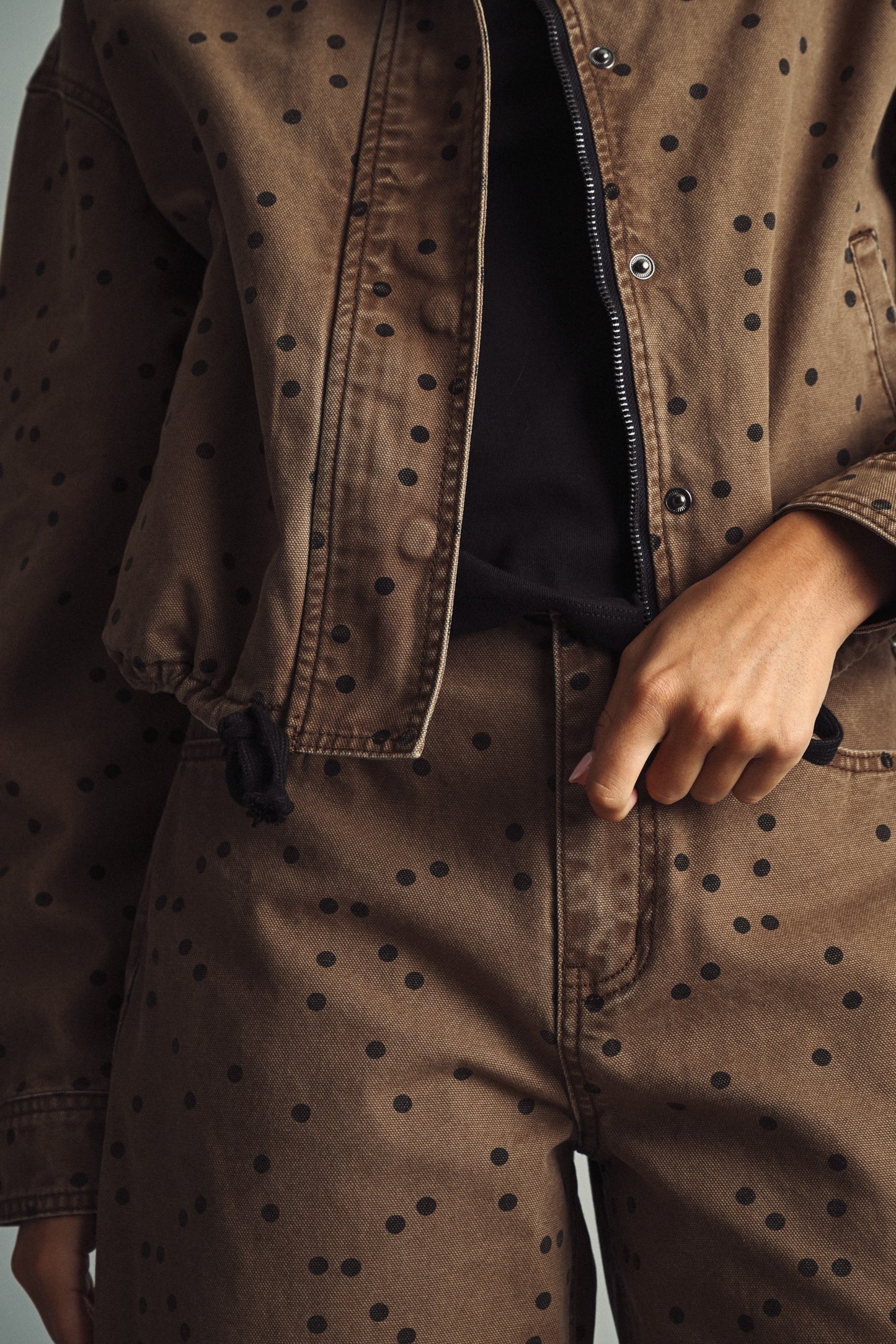 THE POLKA DOT HIGH NECK JACKET | BROWN