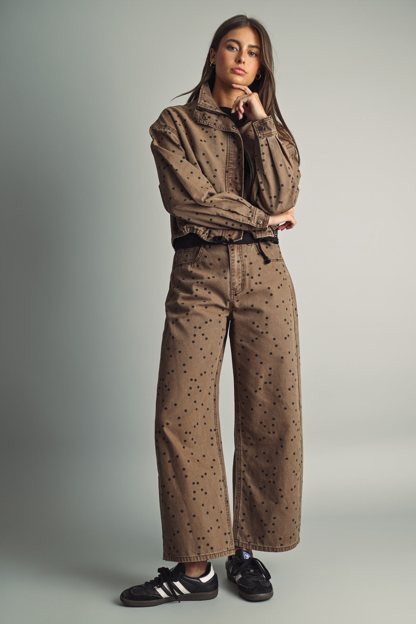 THE POLKA DOT HIGH NECK JACKET | BROWN
