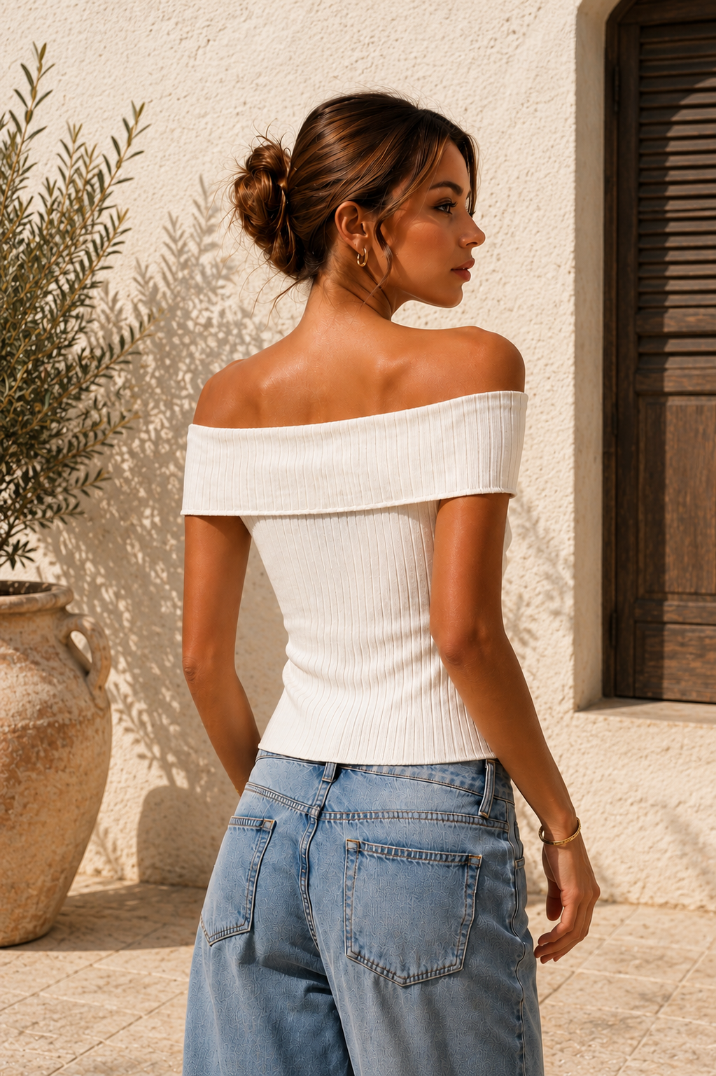 THE CAPRI TOP