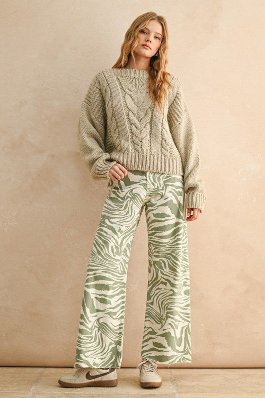 THE CHUNKY CABLE KNIT SWEATER