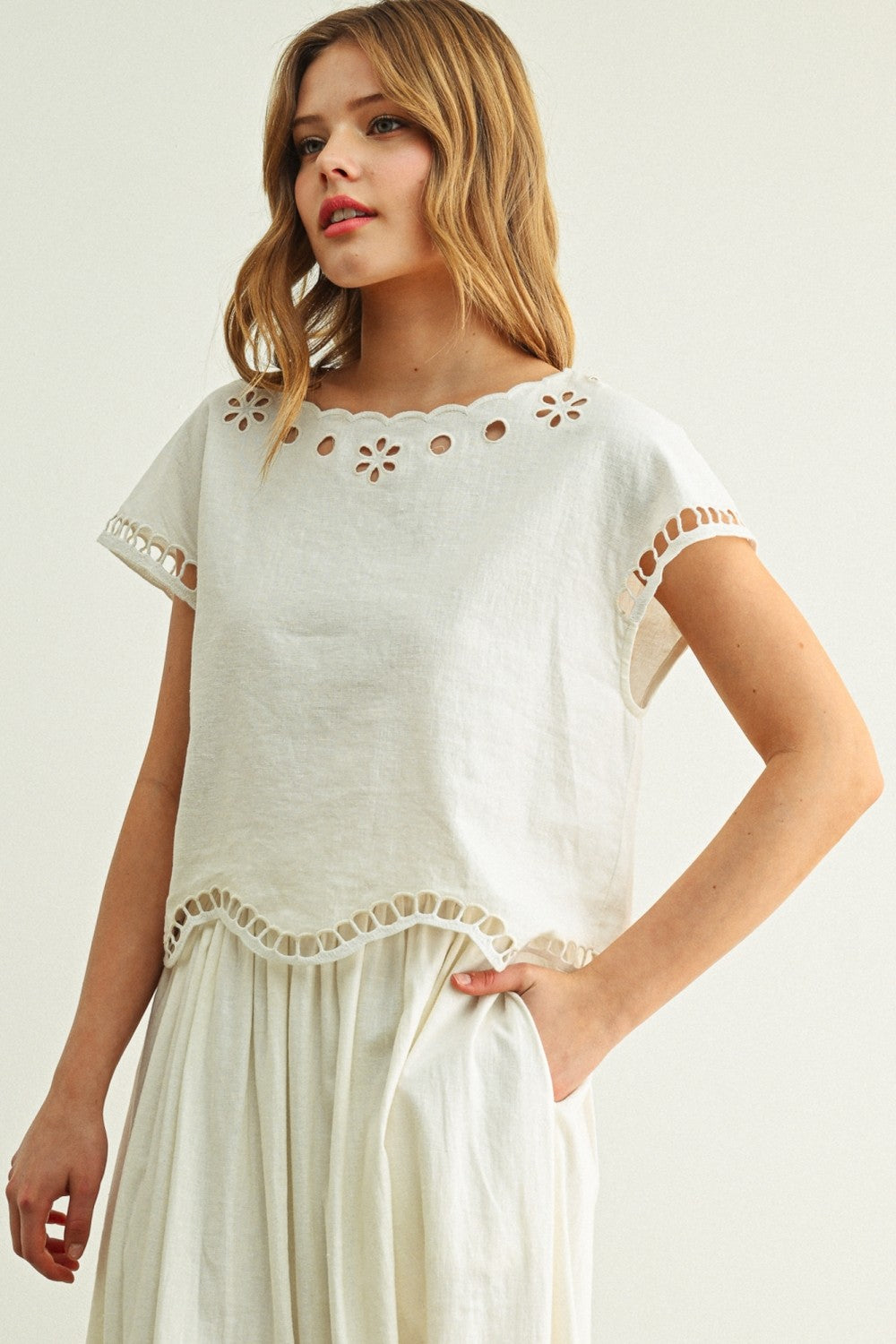 THE MAGNOLIA HEIRLOOM TOP