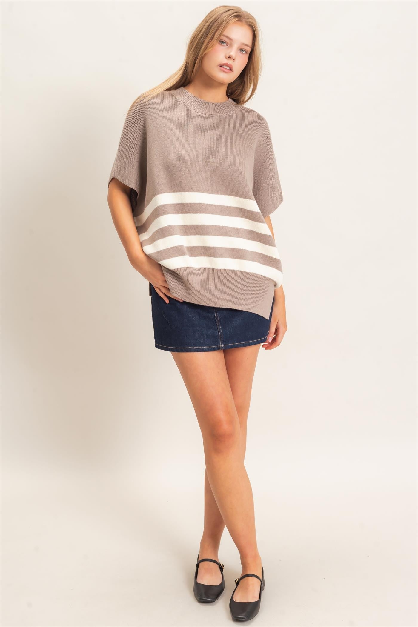 STRIPED RIBBED CREW NECK SWEATER