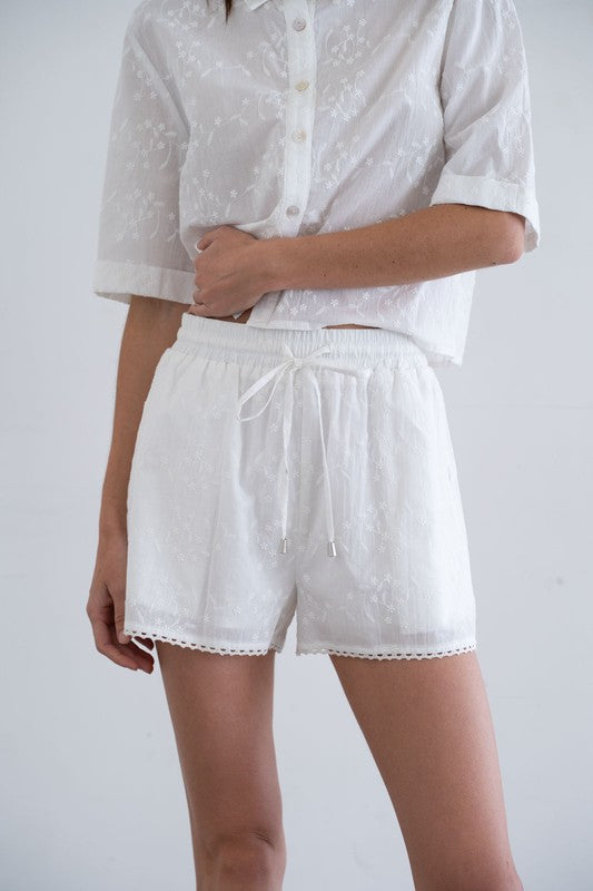 THE MELODIE EMBROIDERED SET