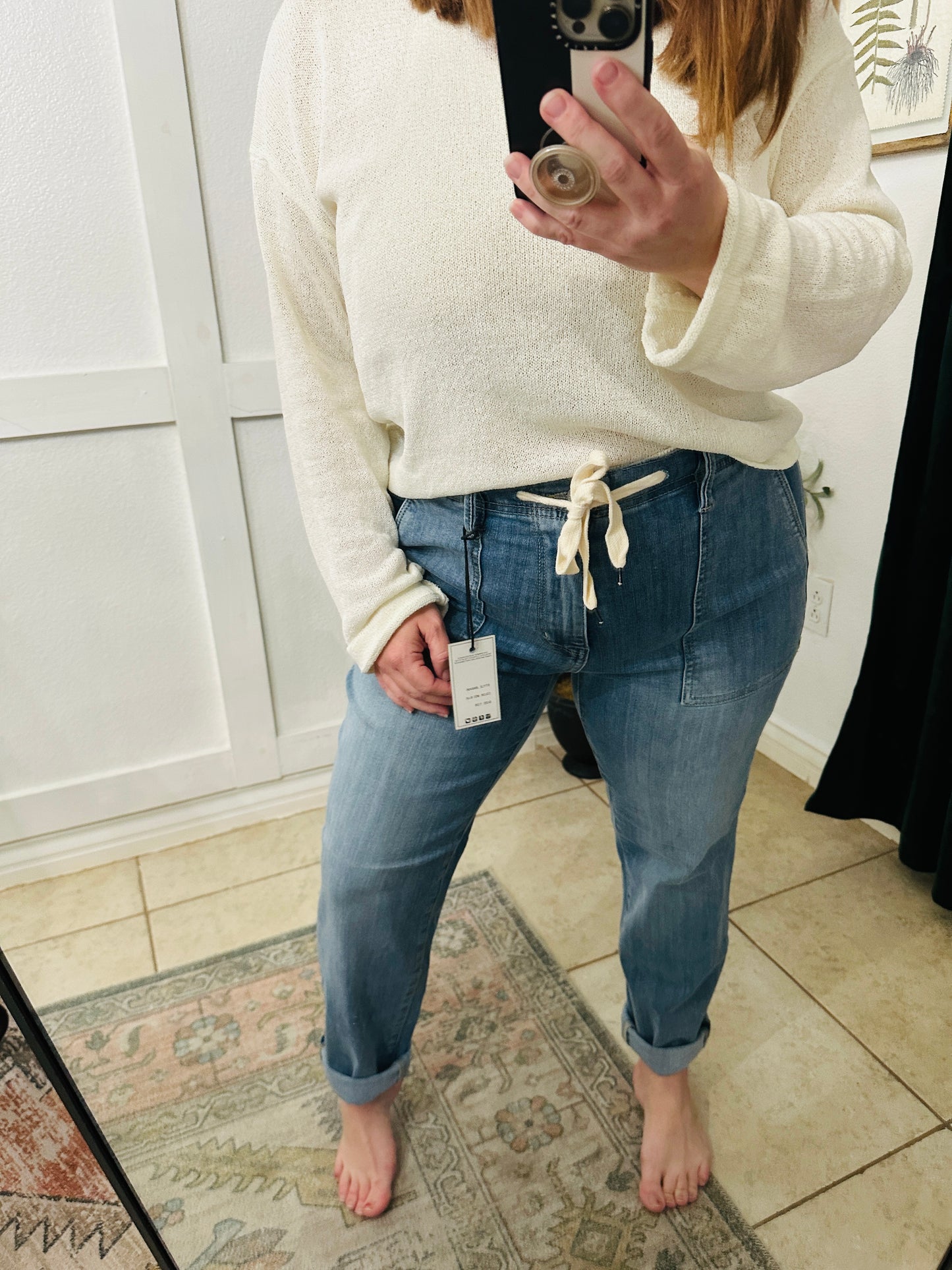 LIGHTWEIGHT RELAXED SWEATER - CREAM