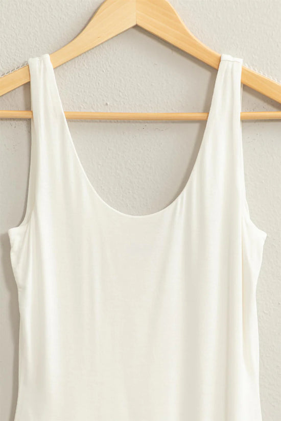 SCOOP NECK TANK TOP