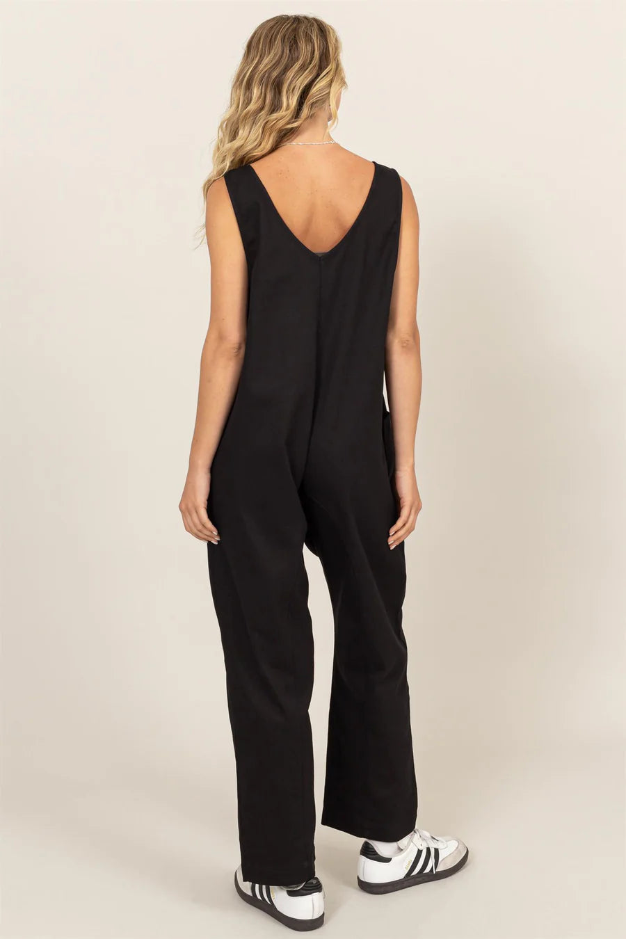 RELAXED JUMPSUIT WITH PATCH POCKETS