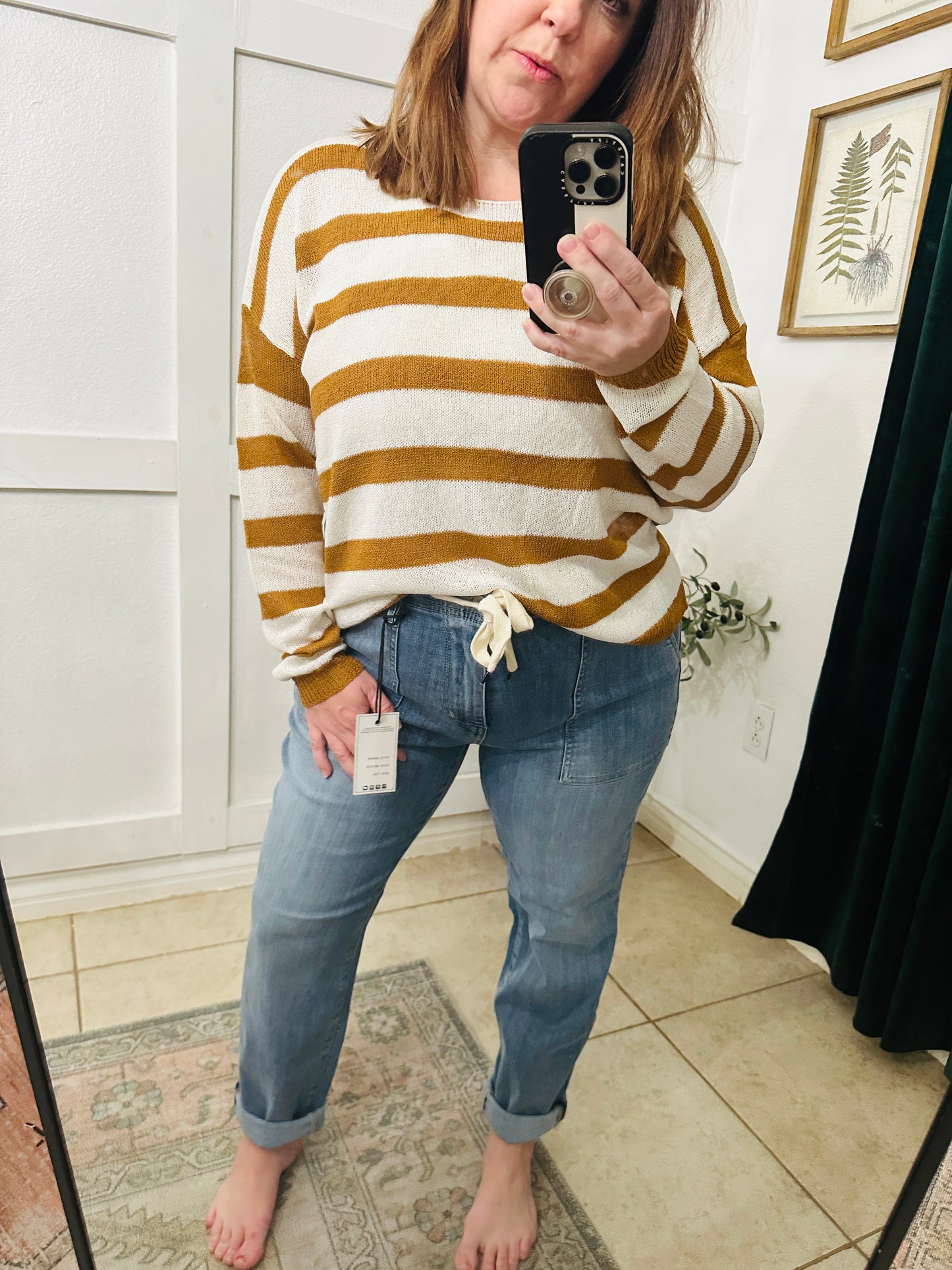 STRIPED LIGHTWEIGHT SWEATER