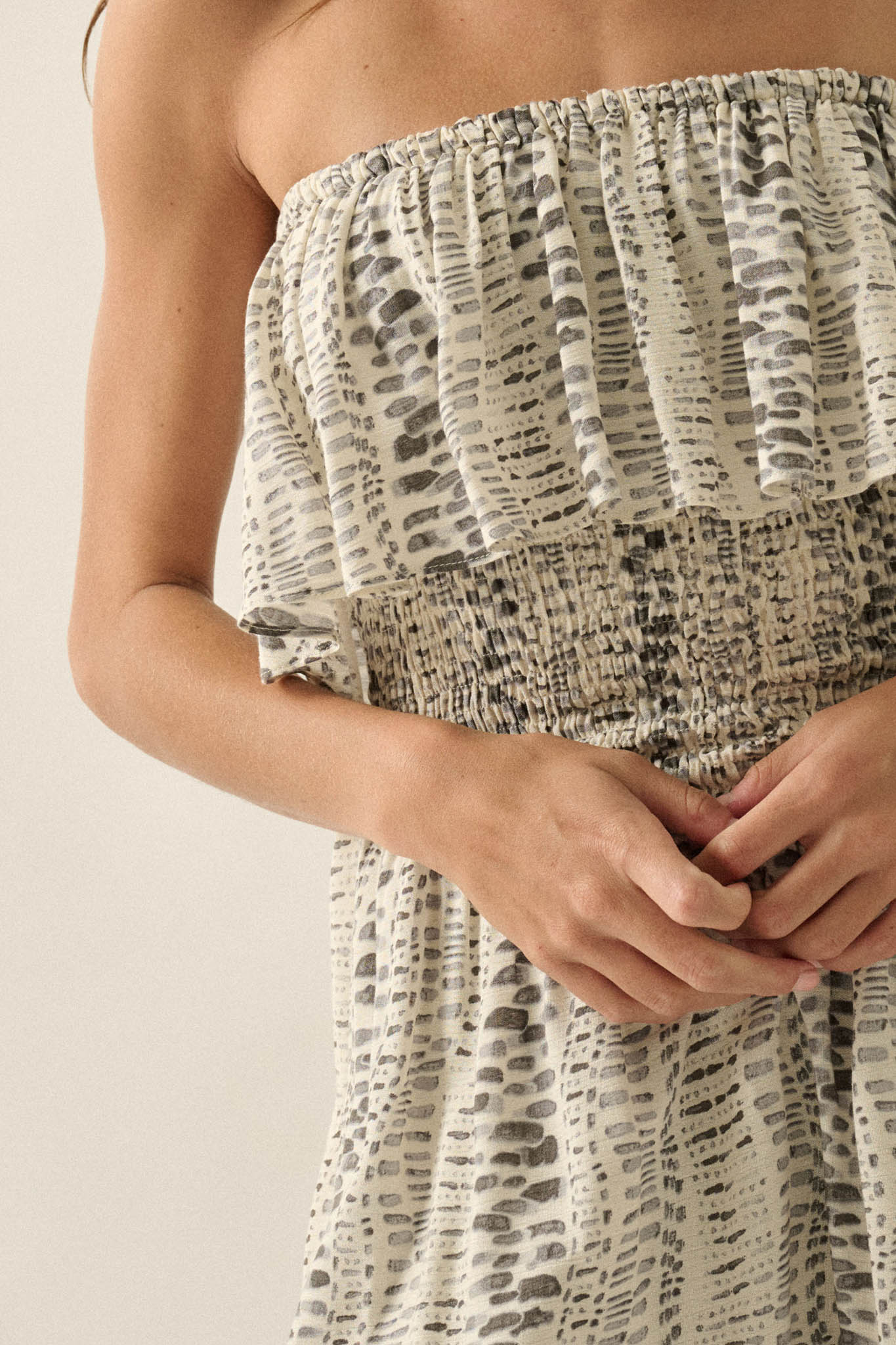 WANDER WILD STRAPLESS FLOUNCE ROMPER
