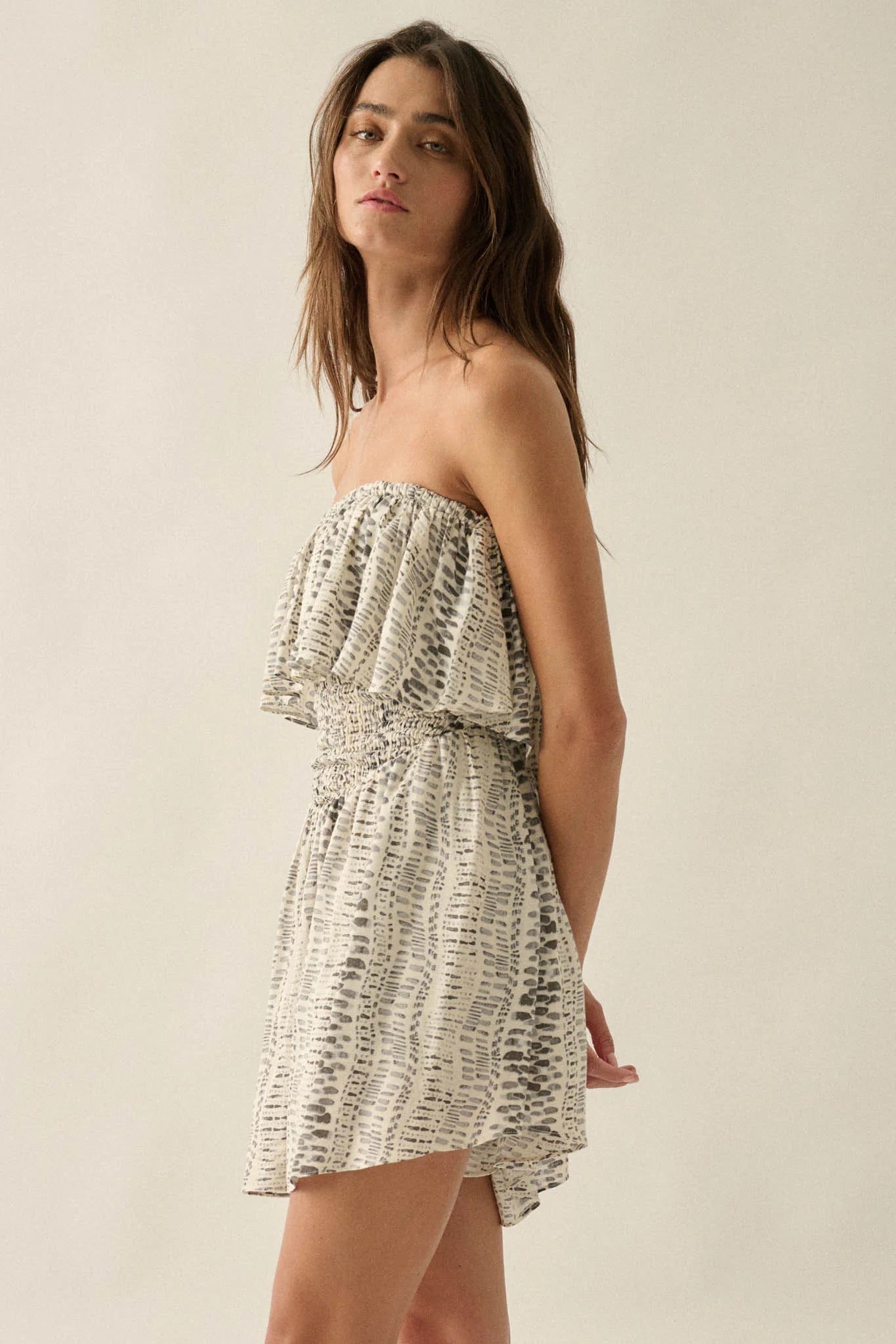 WANDER WILD STRAPLESS FLOUNCE ROMPER
