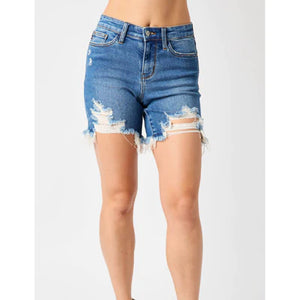 JUDY BLUE FRAY HEM SHORTS