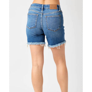 JUDY BLUE FRAY HEM SHORTS