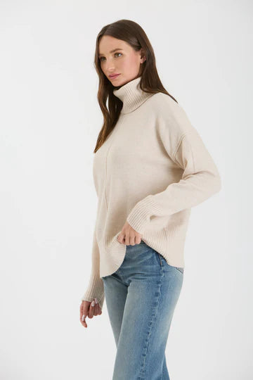 NEW COLOR | TURTLENECK FRONT SEAM KNIT PULLOVER SWEATER