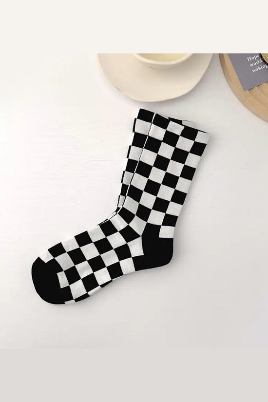 CHECKERED SOCKS