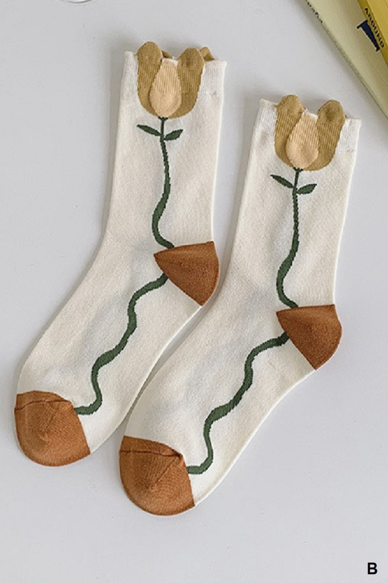 VINTAGE FLORAL DESIGN SOCKS - TULIPS