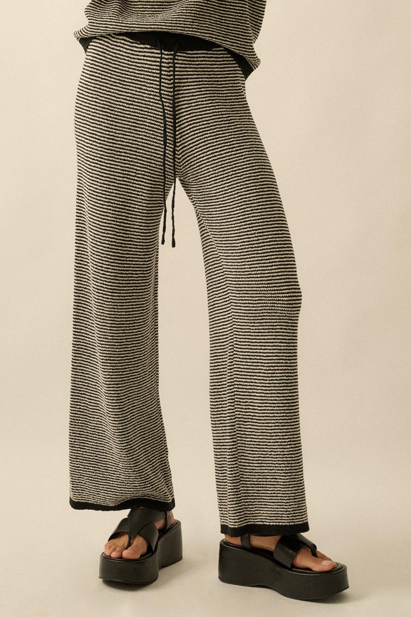 THE AYDEN STRIPED KNIT SET