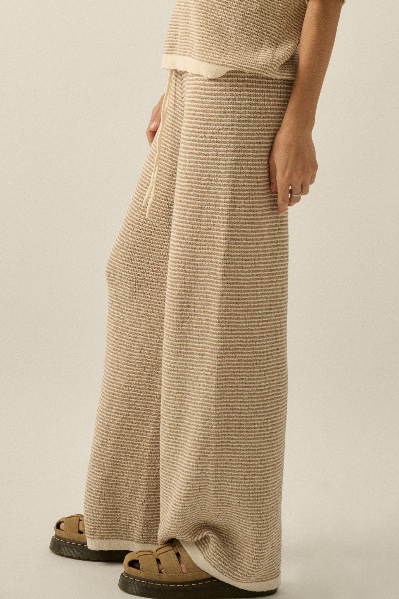 THE AYDEN STRIPED KNIT DRAWSTRING SWEATER PANTS