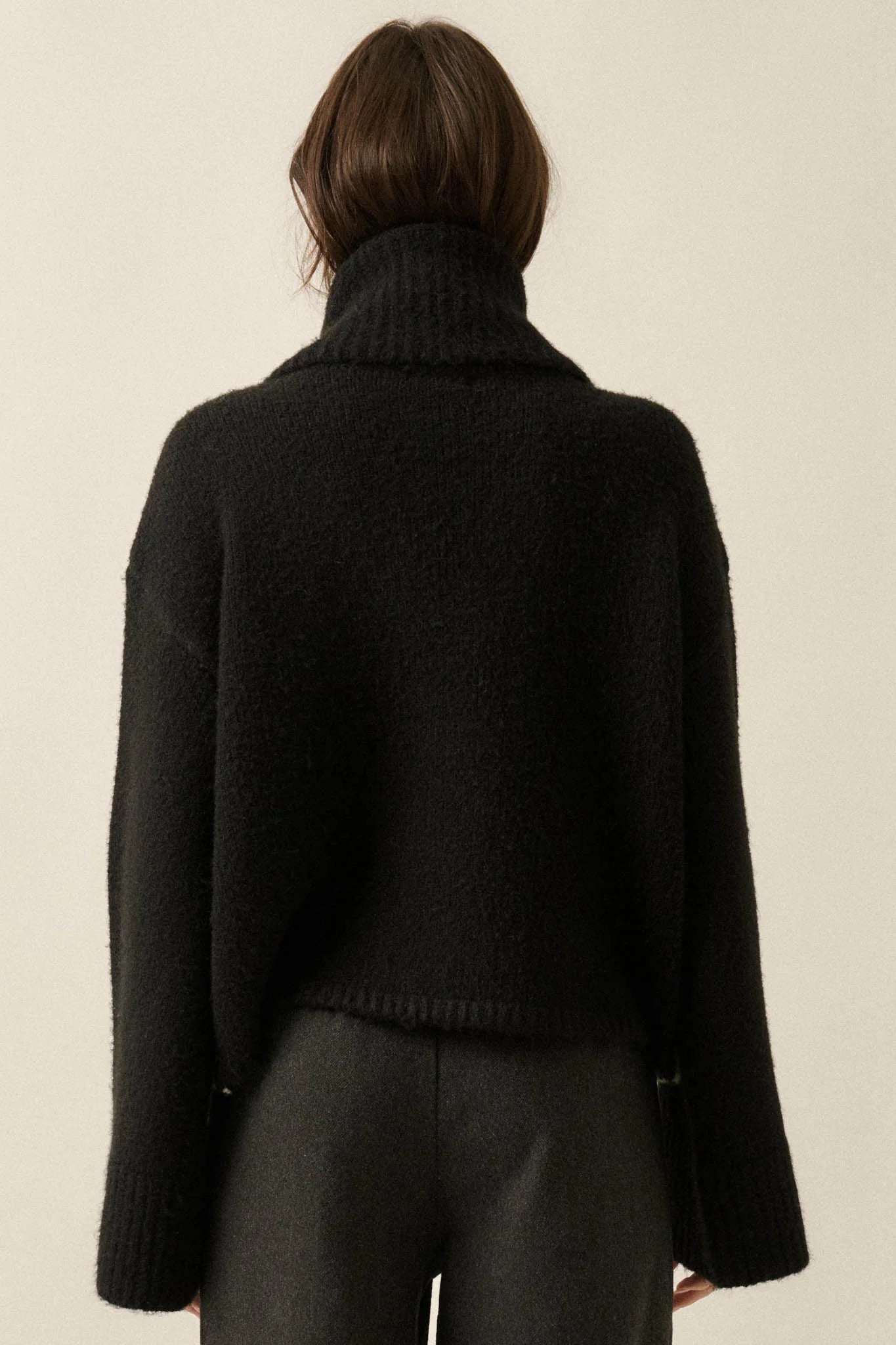 MOUNTAIN JACQUARD KNIT TURTLENECK SWEATER | BLACK