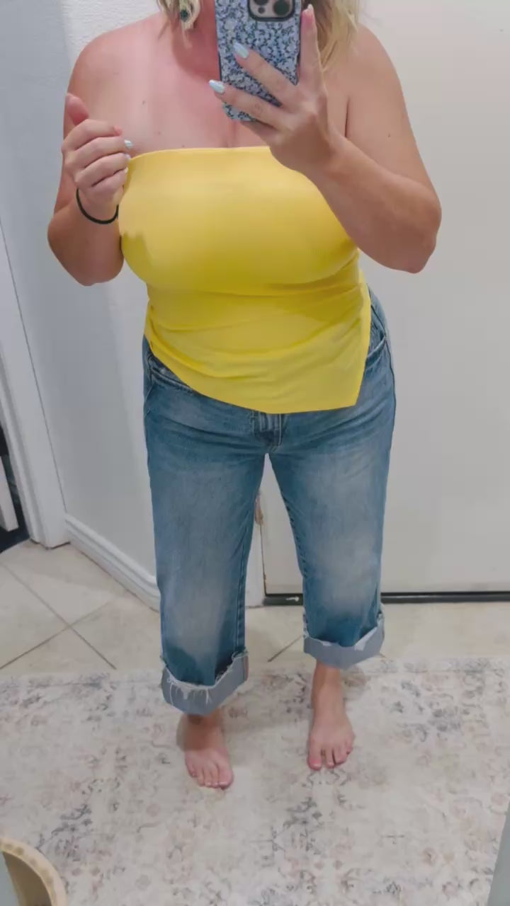 Load and play video in Gallery viewer, THE MAEVE ASYMMETRIC TOP

