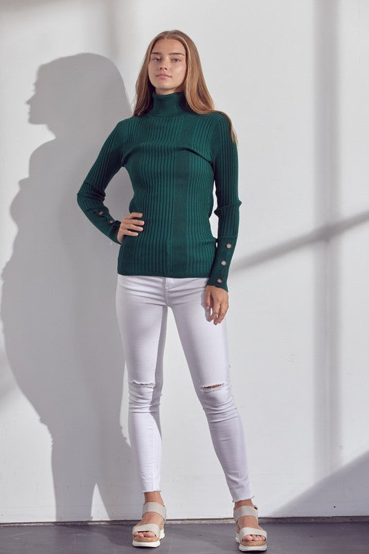 TURTLENECK SWEATER WITH BUTTONS SLEEVE