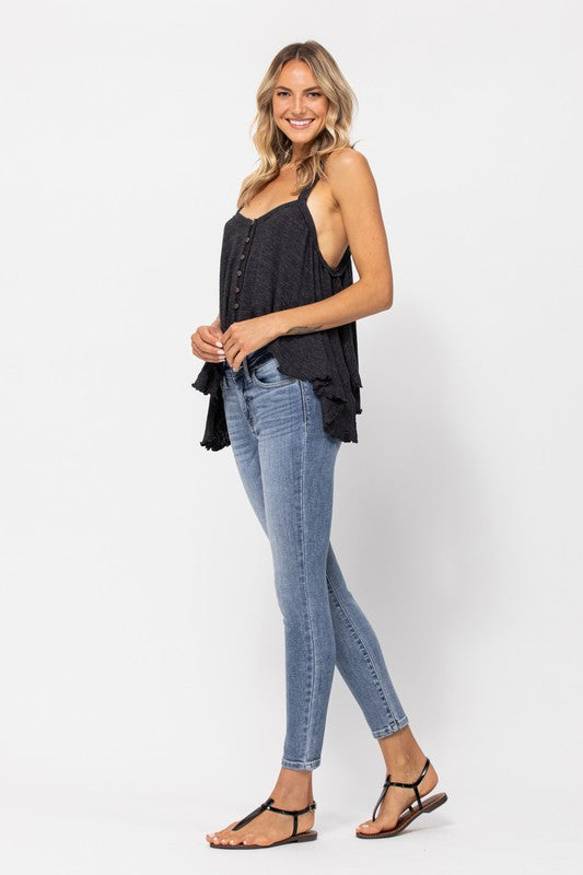 SKINNY CROPPED JUDY BLUE