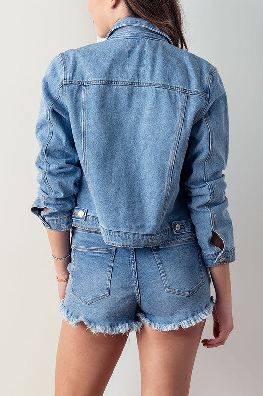 DISTRESSED DENIM JEAN JACKET