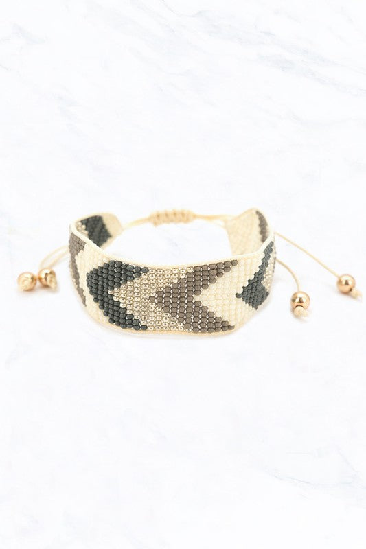 SEED BEAD BRACELET