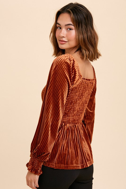 RIBBED VELVET SQUARE NECK TOP